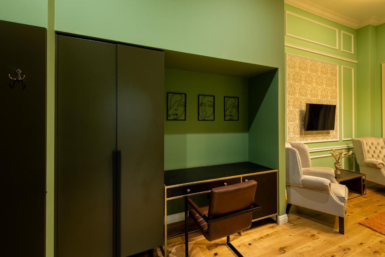 Boutique Hotel Cocosul De Aur Тыргу-Муреш Экстерьер фото