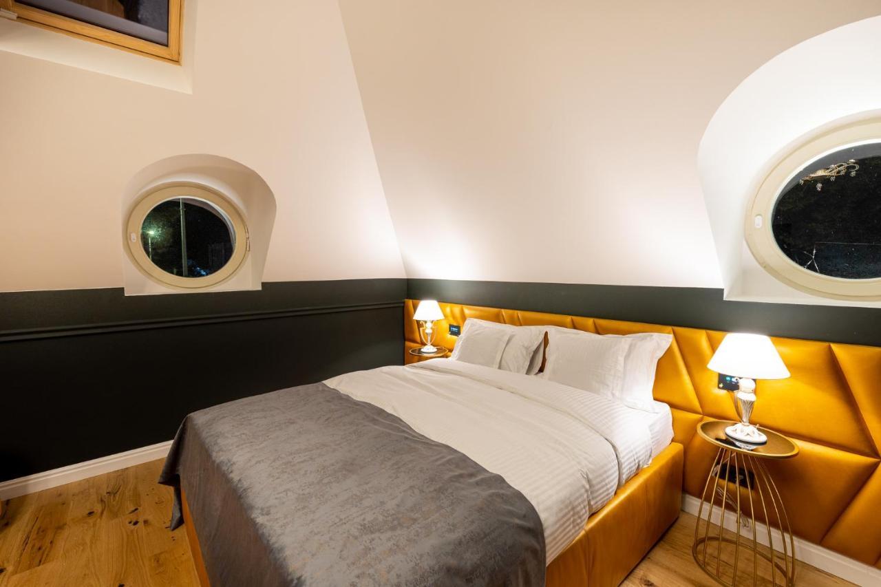 Boutique Hotel Cocosul De Aur Тыргу-Муреш Экстерьер фото