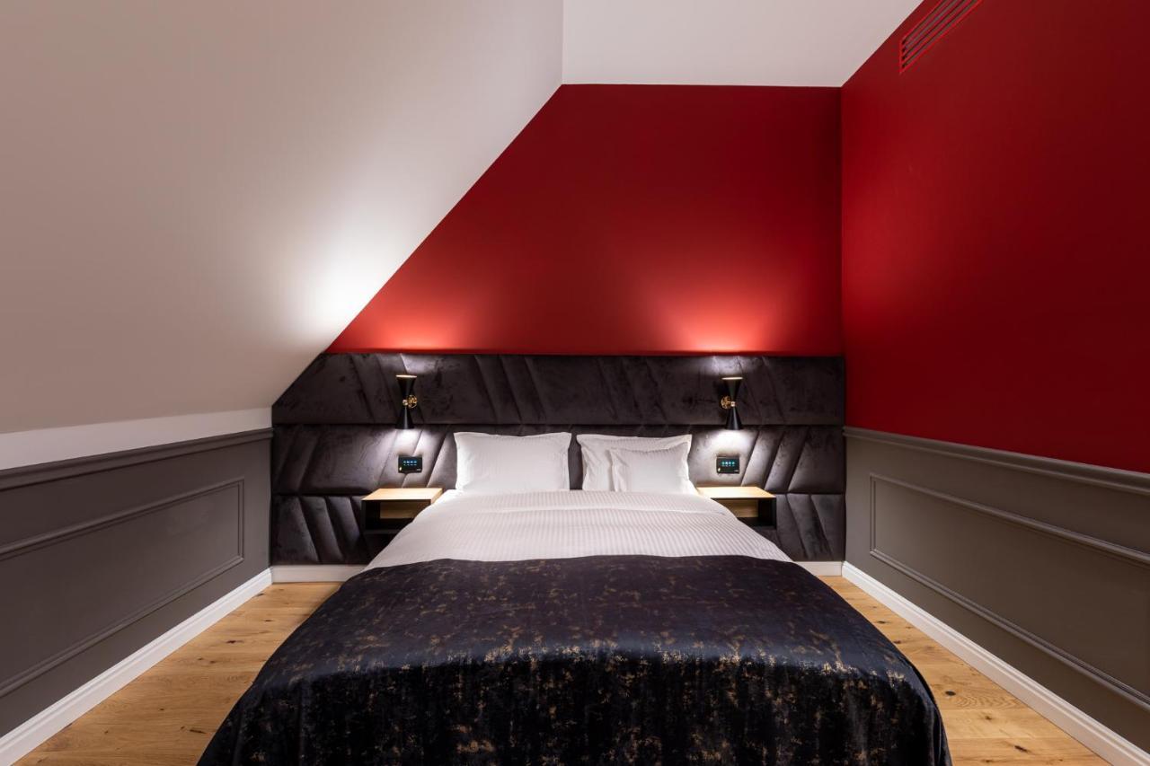 Boutique Hotel Cocosul De Aur Тыргу-Муреш Экстерьер фото