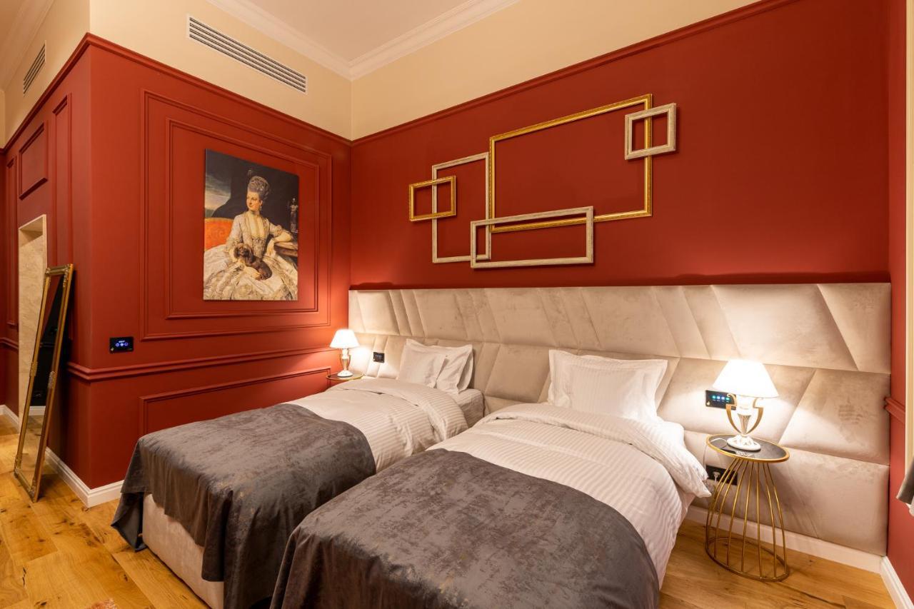 Boutique Hotel Cocosul De Aur Тыргу-Муреш Экстерьер фото