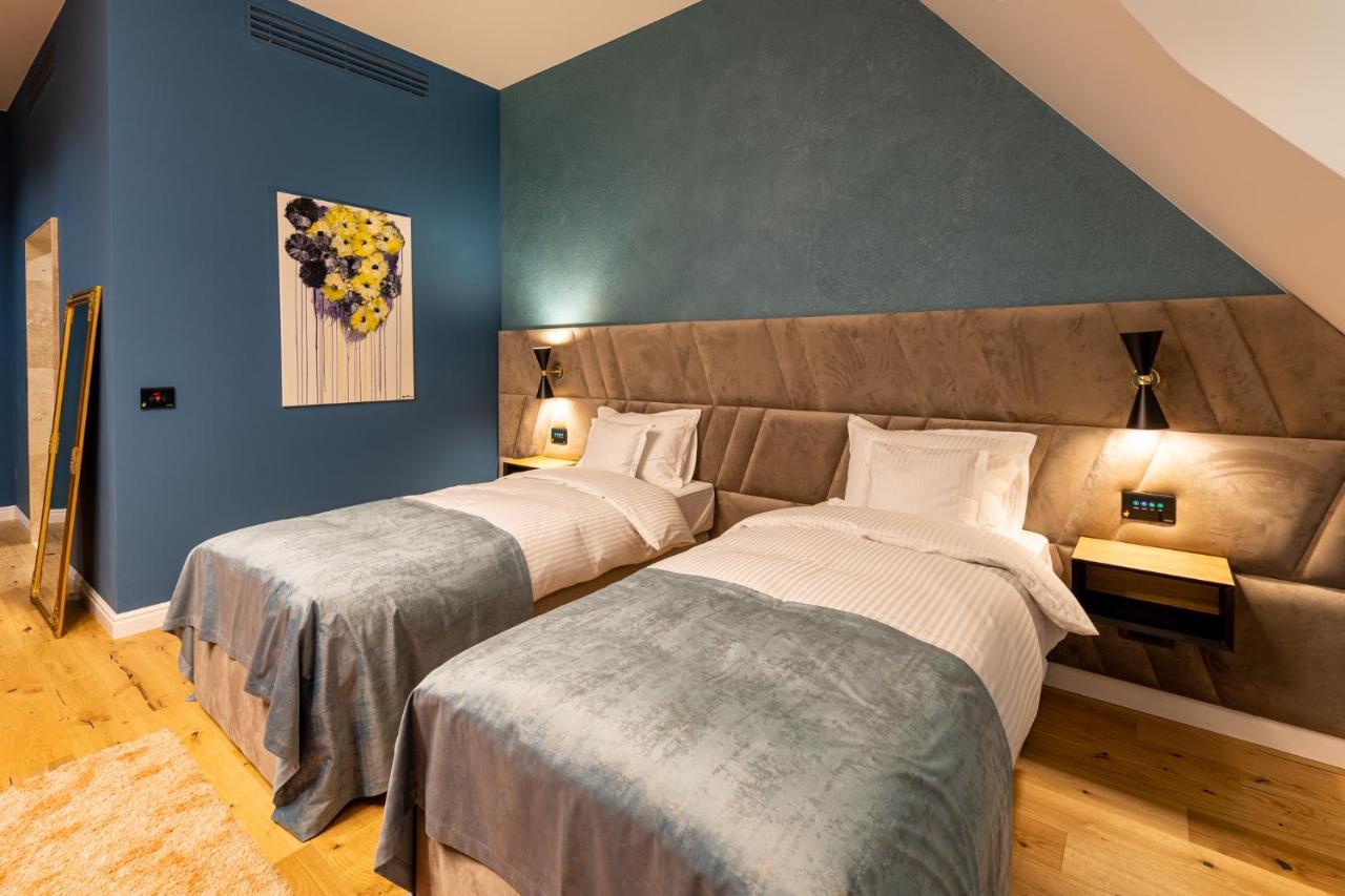 Boutique Hotel Cocosul De Aur Тыргу-Муреш Экстерьер фото